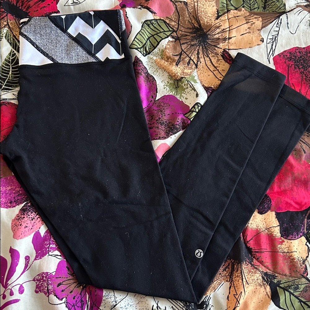 Lululemon Wunder Under Reversible Tight
